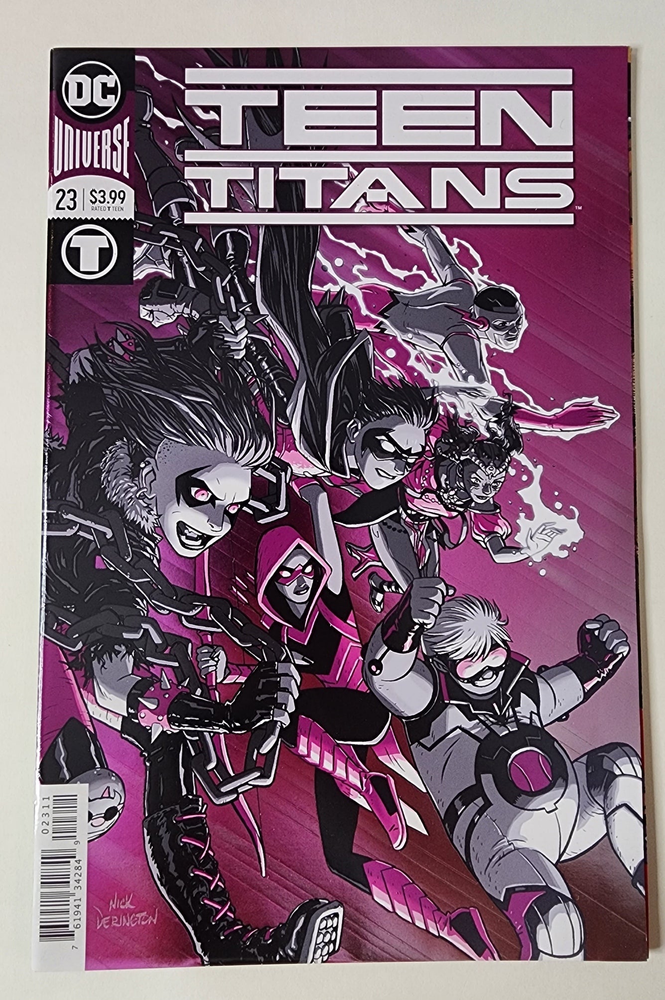 Teen Titans (Vol. ) #23 (NM-)