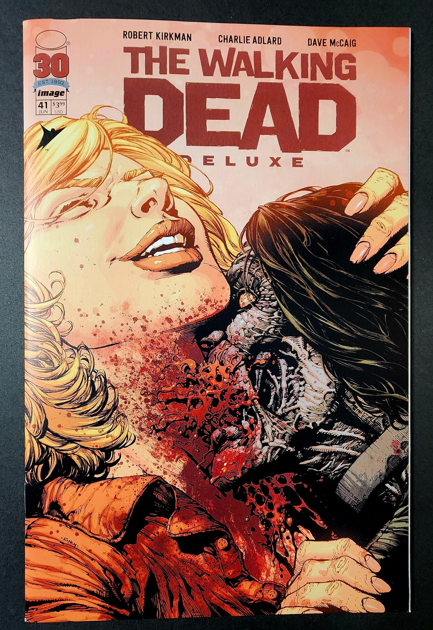 The Walking Dead Deluxe #41 (VF+)