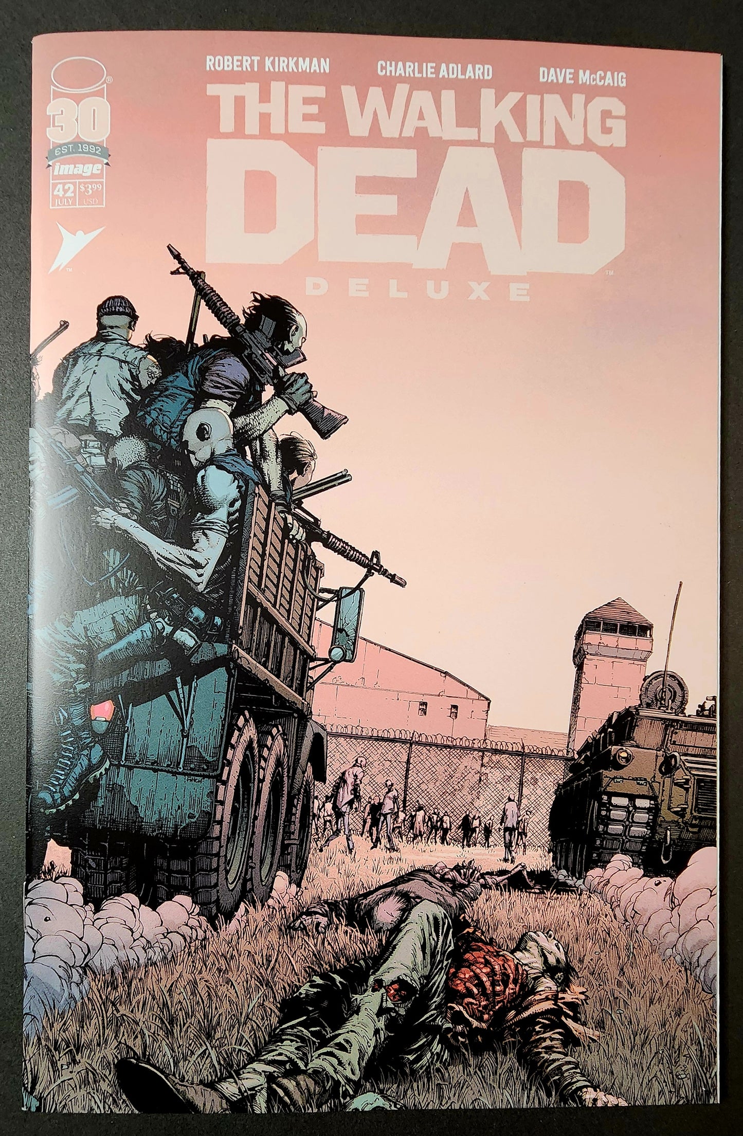 The Walking Dead Deluxe #42 (NM)